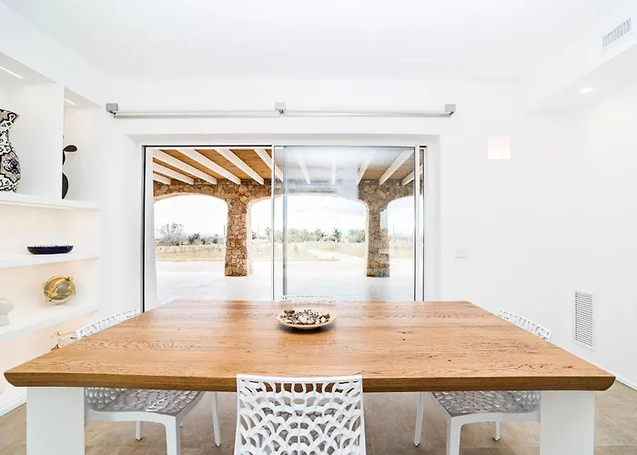 Villa Villa Caleddha By Salum Racale